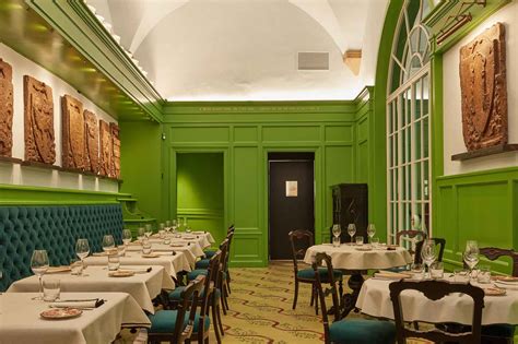 ristorante gucci firenze|gucci osteria da massimo bottura.